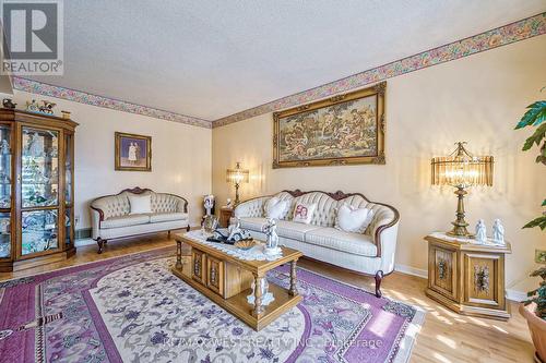 27 Gaslight Crescent, Toronto (Highland Creek), ON - Indoor Photo Showing Living Room