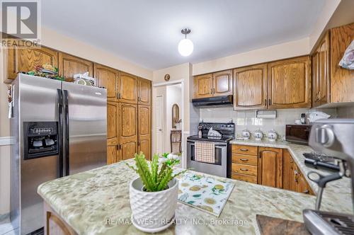 27 Gaslight Crescent, Toronto (Highland Creek), ON - Indoor Photo Showing Kitchen