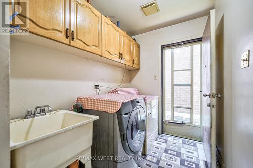 27 Gaslight Crescent, Toronto (Highland Creek), ON - Indoor Photo Showing Laundry Room