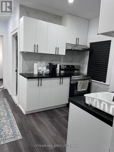 223 Bloor Street E, Oshawa (Lakeview), ON - Indoor Photo Showing Kitchen