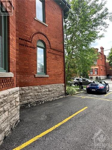 301 Metcalfe Street, Ottawa, ON 