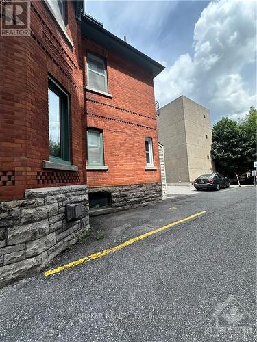 301 Metcalfe Street, Ottawa, ON 