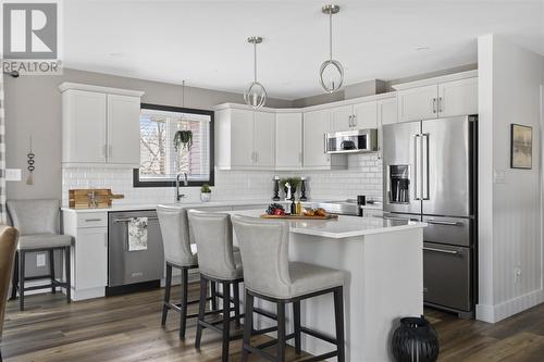 107 Chatfield Dr, Sault Ste. Marie, ON - Indoor Photo Showing Kitchen With Stainless Steel Kitchen With Upgraded Kitchen