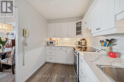 914 - 55 William Street E, Oshawa (Mclaughlin), ON - Indoor Photo Showing Kitchen With Upgraded Kitchen