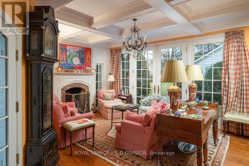 217 Butler Street, Niagara-On-The-Lake, ON - Indoor Photo Showing Living Room With Fireplace