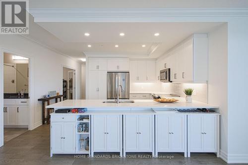 505 - 480 Callaway Road, London, ON - Indoor Photo Showing Kitchen With Upgraded Kitchen