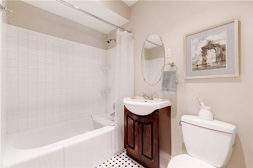 2329 Sharron Street, Burlington, ON - Indoor Photo Showing Bathroom