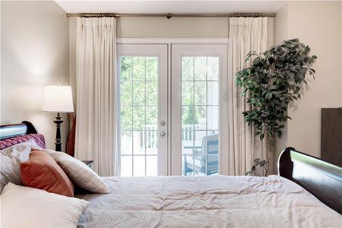 2329 Sharron Street, Burlington, ON - Indoor Photo Showing Bedroom