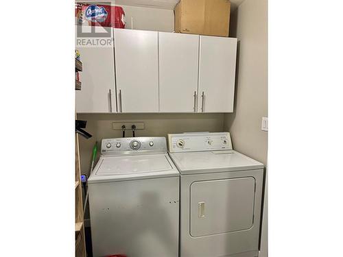 7332 Island Road, Oliver, BC - Indoor Photo Showing Laundry Room