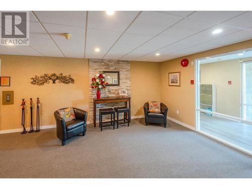 195 Warren Avenue Unit# 304, Penticton, BC - Indoor