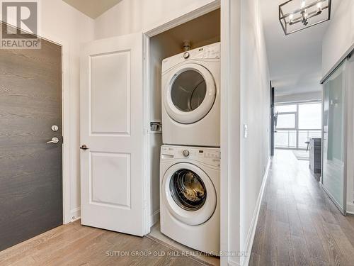 Lph3704 - 33 Shore Breeze Drive, Toronto (Mimico), ON - Indoor Photo Showing Laundry Room