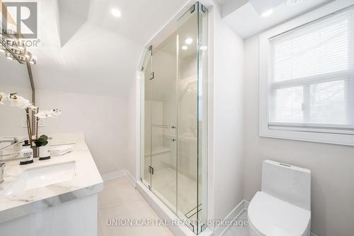 28 Pine Avenue, Toronto (The Beaches), ON - Indoor Photo Showing Bathroom