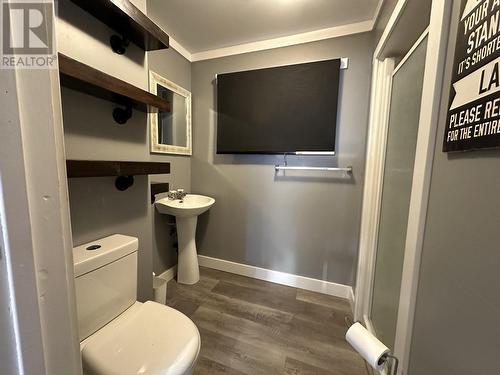 8615 87 Street, Fort St. John, BC - Indoor Photo Showing Bathroom