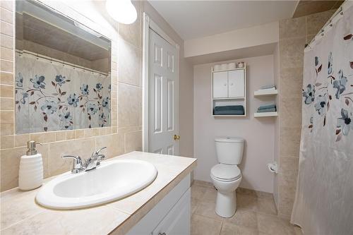 18 Barry Street|Unit #12, St. Catharines, ON - Indoor Photo Showing Bathroom