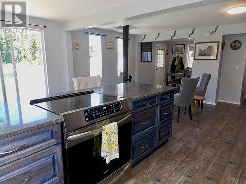 4285 N Clear Road, Williams Lake, BC - Indoor Photo Showing Kitchen