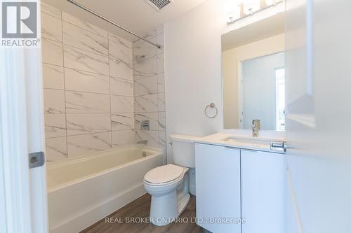 1405 - 22 Hughson Street N, Hamilton, ON - Indoor Photo Showing Bathroom