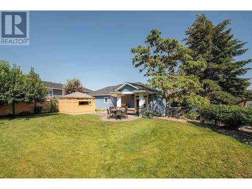 6148 Lipsett Avenue, Peachland, BC - Outdoor With Deck Patio Veranda