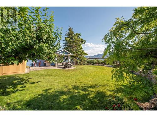 6148 Lipsett Avenue, Peachland, BC - Outdoor