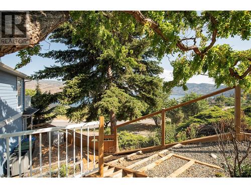 6148 Lipsett Avenue, Peachland, BC - Outdoor