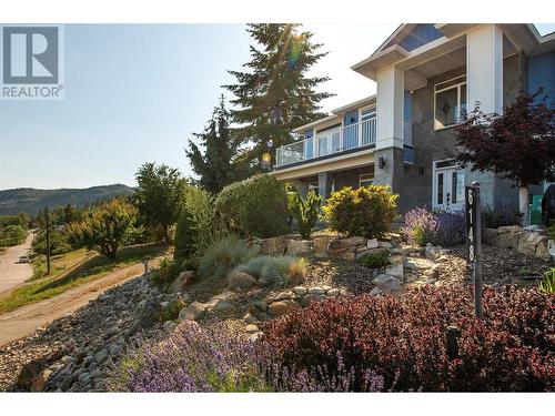 6148 Lipsett Avenue, Peachland, BC - Outdoor