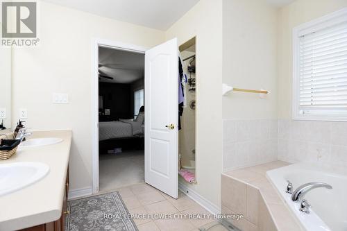 2 Addiscott Street, Brampton (Sandringham-Wellington), ON - Indoor Photo Showing Bathroom