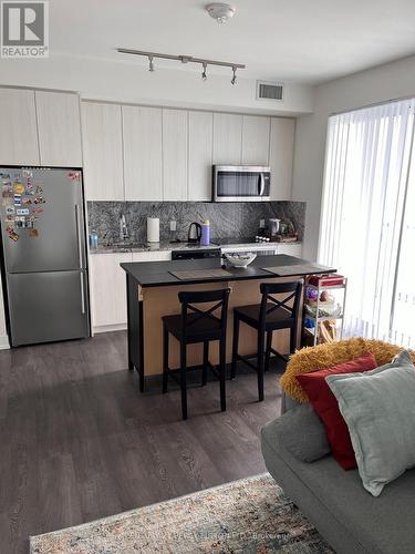 3429 - 5 Mabelle Avenue, Toronto (Islington-City Centre West), ON - Indoor Photo Showing Kitchen