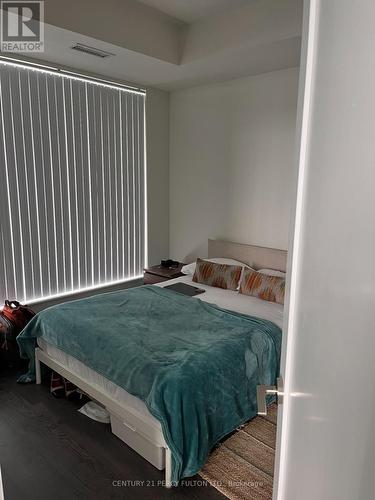 3429 - 5 Mabelle Avenue, Toronto (Islington-City Centre West), ON - Indoor Photo Showing Bedroom