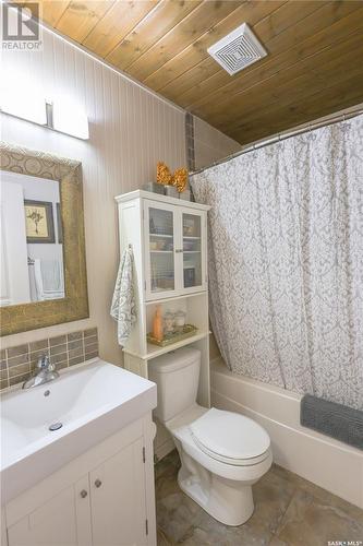 19 Mighty Duck Way, Candle Lake, SK - Indoor Photo Showing Bathroom