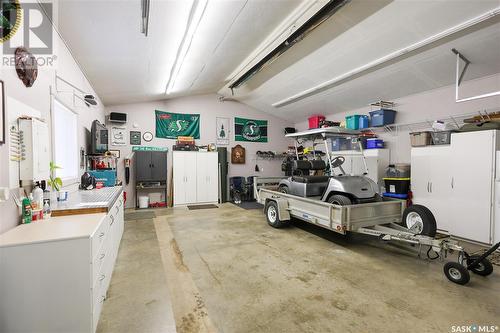 19 Mighty Duck Way, Candle Lake, SK - Indoor Photo Showing Garage