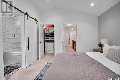 431 5Th Street E, Saskatoon, SK - Indoor Photo Showing Bedroom