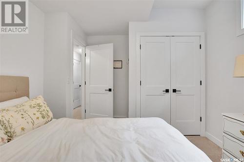 431 5Th Street E, Saskatoon, SK - Indoor Photo Showing Bedroom