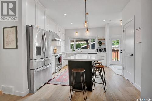 431 5Th Street E, Saskatoon, SK - Indoor Photo Showing Kitchen With Upgraded Kitchen