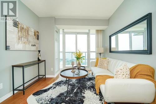 2607 - 2240 Lake Shore Boulevard W, Toronto (Mimico), ON - Indoor Photo Showing Living Room