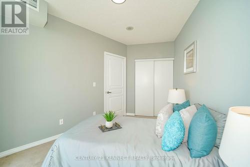 2607 - 2240 Lake Shore Boulevard W, Toronto (Mimico), ON - Indoor Photo Showing Bedroom