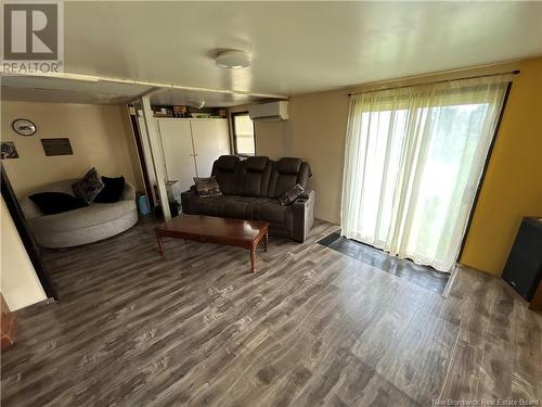 7336 Route 117, Miramichi Bay, NB - Indoor Photo Showing Living Room