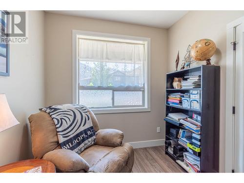 2788 Beachmount Cres, Kamloops, BC - Indoor Photo Showing Bedroom