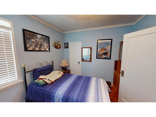 227 14Th Avenue N, Cranbrook, BC - Indoor Photo Showing Bedroom