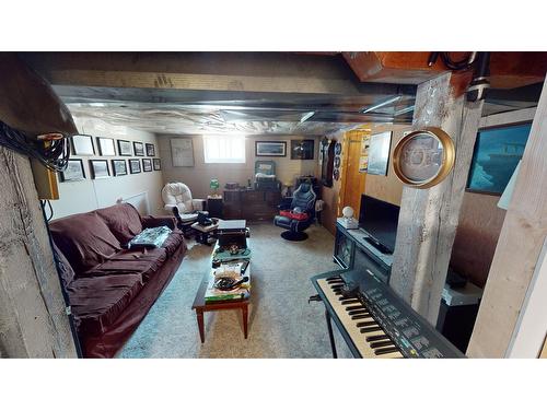 227 14Th Avenue N, Cranbrook, BC - Indoor Photo Showing Basement