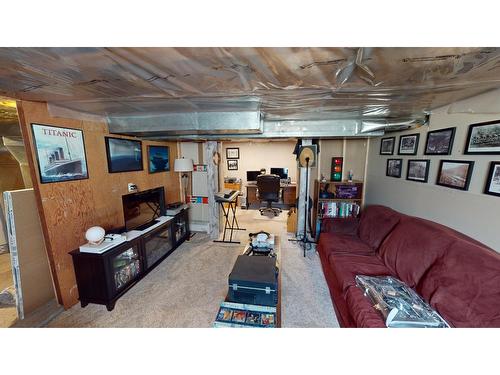 227 14Th Avenue N, Cranbrook, BC - Indoor Photo Showing Basement