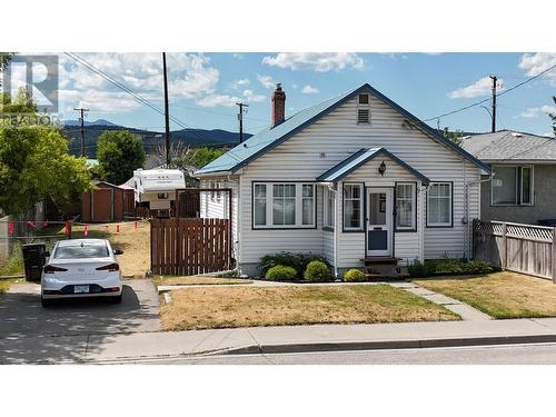 227 14Th  N Avenue, Cranbrook, BC - Outdoor With Facade