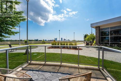 517 - 135 Village Green Square, Toronto (Agincourt South-Malvern West), ON - Outdoor