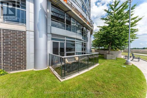 517 - 135 Village Green Square, Toronto (Agincourt South-Malvern West), ON - Outdoor