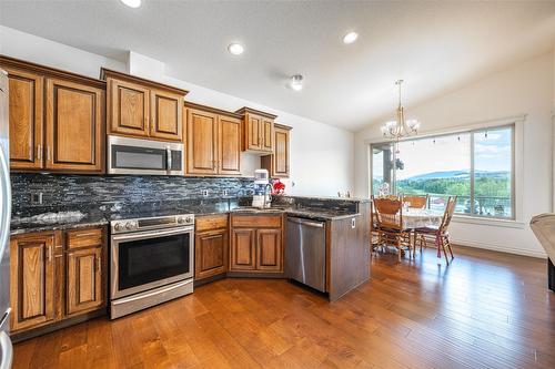 6205 6 Highway, Coldstream, BC - Indoor Photo Showing Kitchen