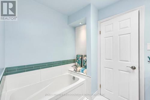 63 Idlewood Drive, Springwater (Midhurst), ON - Indoor Photo Showing Bathroom