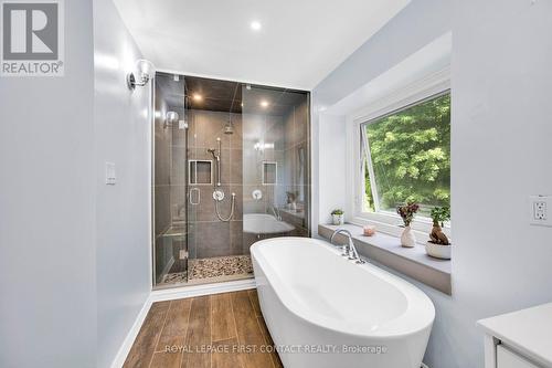 63 Idlewood Drive, Springwater (Midhurst), ON - Indoor Photo Showing Bathroom