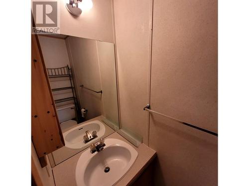 19 1700 S Broadway Avenue, Williams Lake, BC - Indoor Photo Showing Bathroom