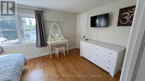 102 Yeomans Street, Belleville, ON - Indoor Photo Showing Bedroom