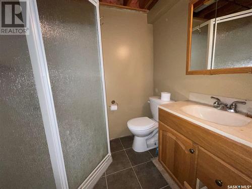 304 King Street, Smiley, SK - Indoor Photo Showing Bathroom