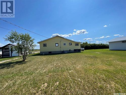 304 King Street, Smiley, SK - Outdoor