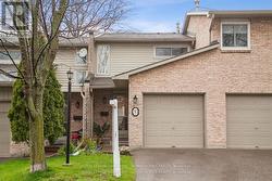 30 - 2075 ASTA DRIVE  Mississauga (Cooksville), ON L5A 2T5